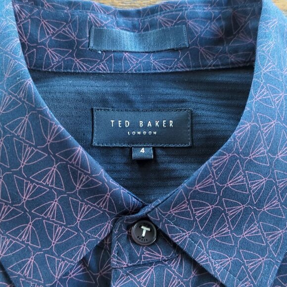 Ted Baker London Men’s Shirt 4 Sz L Blue Pink Matlock Moth print Button Front - Picture 7 of 15